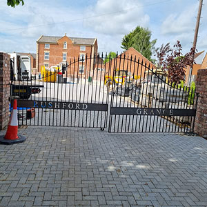 Security - metal gate